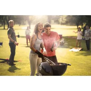 weber-original-kettle-22-inch-charcoal-grill-4